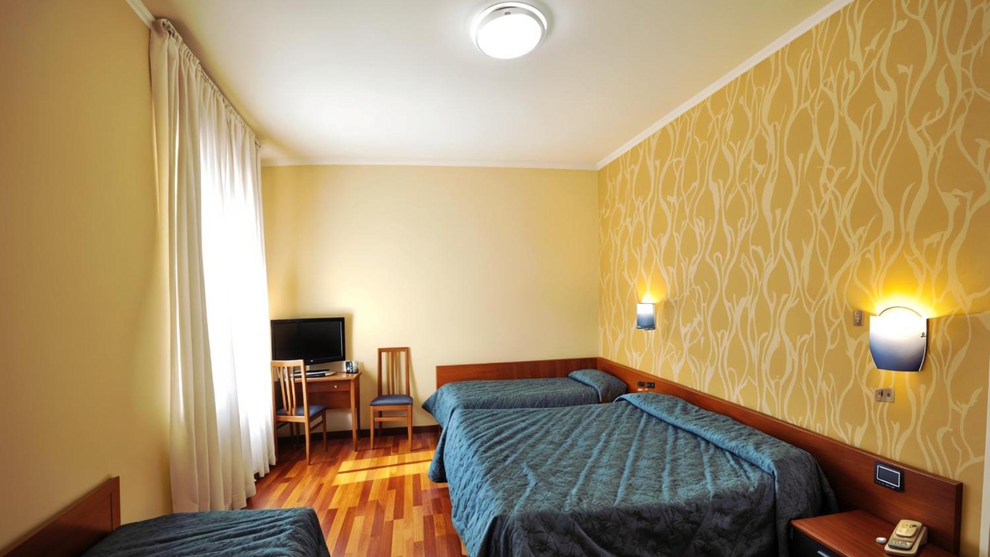 Hotel Nazionale Bolsena Kültér fotó