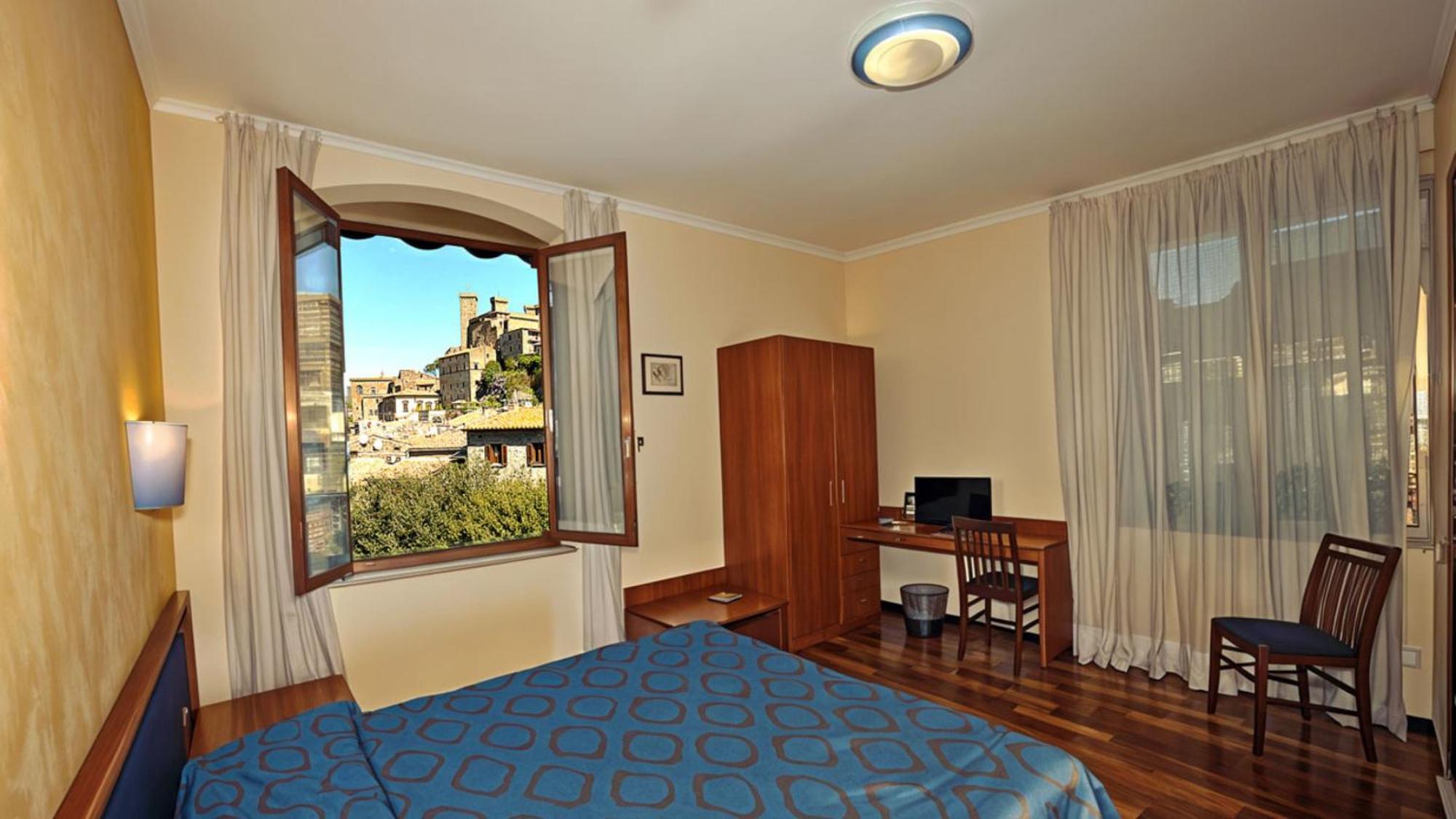 Hotel Nazionale Bolsena Kültér fotó